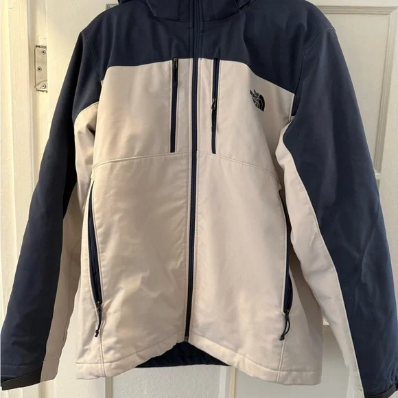 The North Face Men's Navy and Cream Jacket - Picture 1 of 15